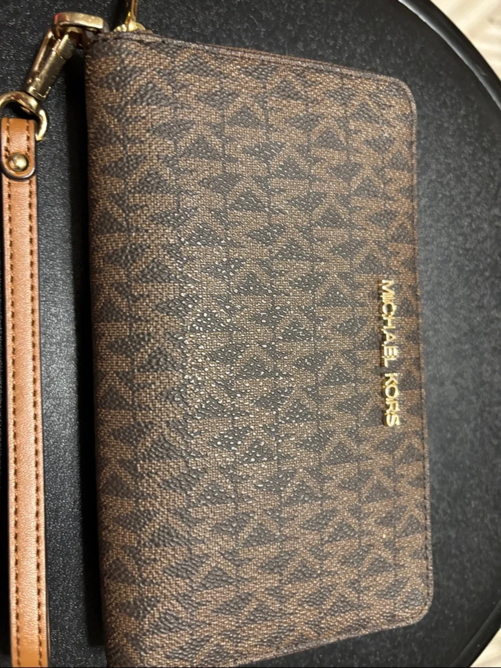 Michael‎ Kors Brown Signature Logo Wristlet.  Jet Set Travel Wallet.